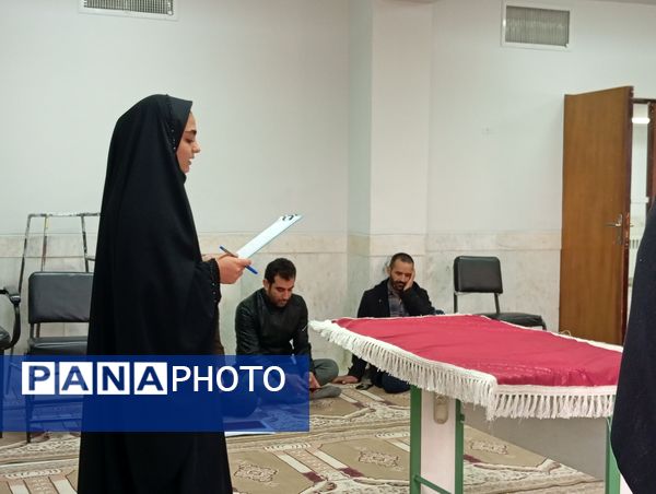 تیم مشاوره استان در هنرستان حضرت زهرا(س) شهرستان بن