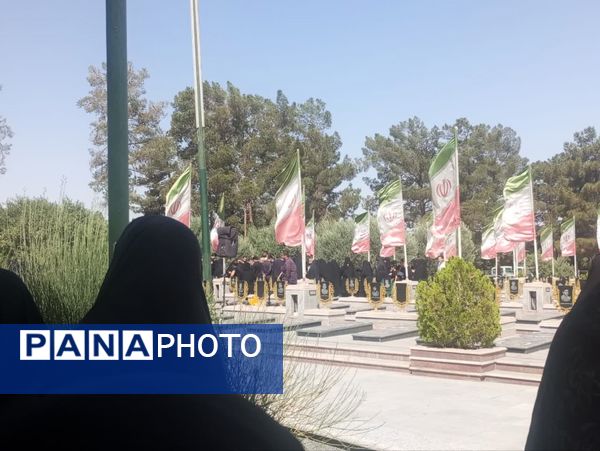 تشییع باشکوه پیکر شهدای مبارزه با اسرائیل در کاشان
