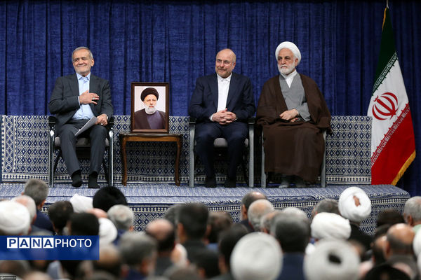 مراسم تنفیذ حکم چهاردهمین دوره ریاست‌جمهوری اسلامی ایران‌