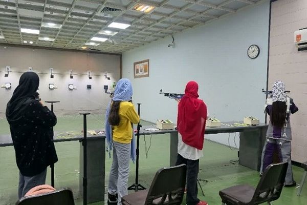 مسابقات تیراندازی تفنگ و تپانچه امروز در استان البرز برگزار شد