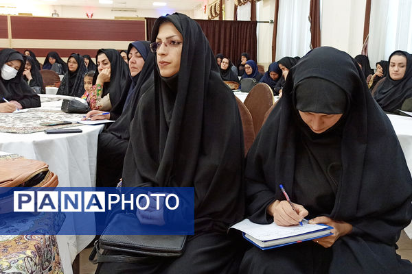 همایش بهداشت روان در اردوگاه میثاق شهرستان آباده 