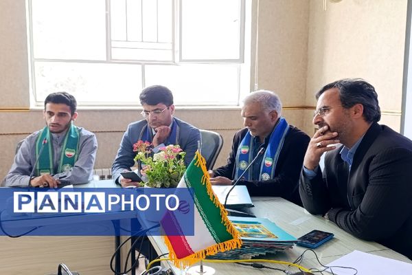 آیین تجلیل از دانش‌آموزان فعال ناحیه ۵ مشهد