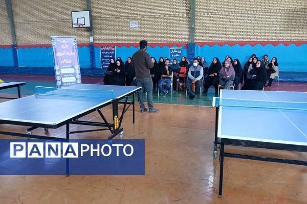 کارگاه تنیس روی میز برای آموزگاران؛ گامی برای اجرای دقیق طرح مهارت آموزی