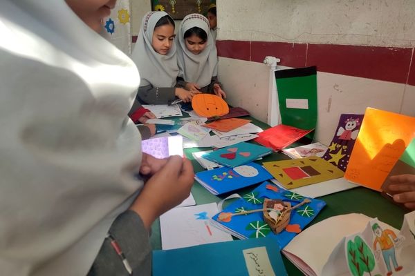 زنگ کتاب و کتابخوانی در مدرسه شهید نجفی فدافن به صدا درآمد