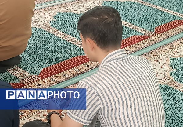  زیارت عاشورا در دهه کرامت در دبیرستان شاهد ابوذر غفاری نیشابور 