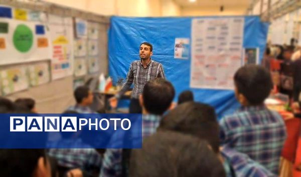 بازدید دانش‌آموزان مدرسه شهدای مدافع حرم از نمایشگاه کارنمای تحول هنرستان‌های شهر تهران