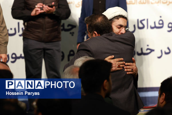 مراسم وداع با پیکر شهدای خدمت در مصلی تهران