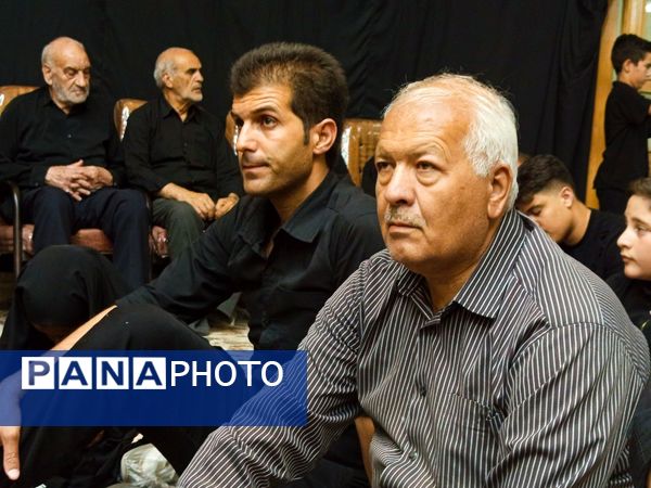شب هفتم ماه محرم؛ تکیه علی اکبری کاشمر میزبان مسئولین این شهرستان