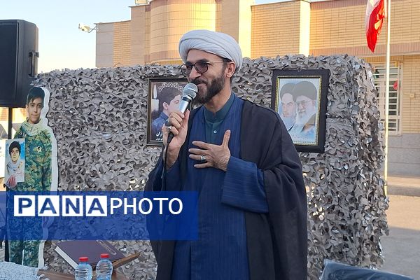ایین بزرگداشت دانش‌آموز شهید حمله تروریستی شاهچراغ(ع)