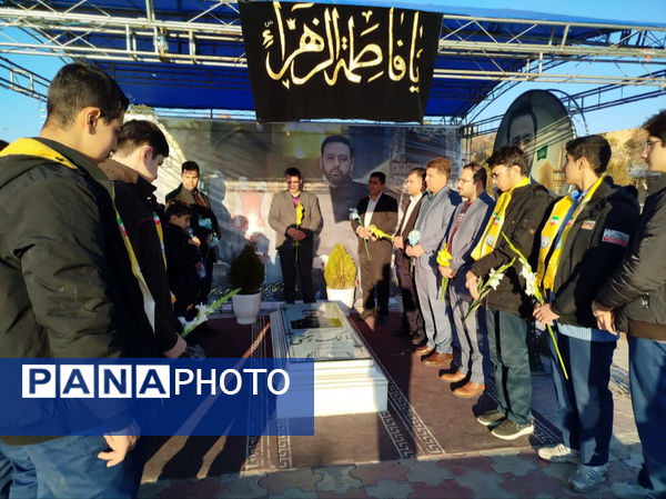 حضور پیشتازان در مزار شهدا با شمیم قرآن و عترت