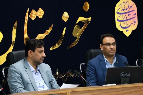 مدارس شاهد خوزستان باید پرچمدار کیفیت آموزشی باشند