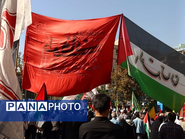جمع خشم نصر در دومین سالگرد طوفان الاقصی؛ مردم پرشور به خیابان‌ها آمدند