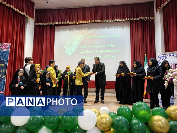 همایش «الگوسازی از زنان موفق»؛ ترسیم نقشه راه «الگوی سوم» در مسیر تعالی