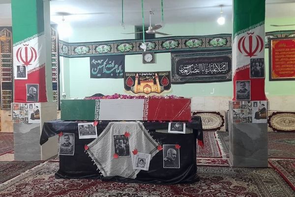 مراسم استقبال از شهید گمنام در روستای سرزه 