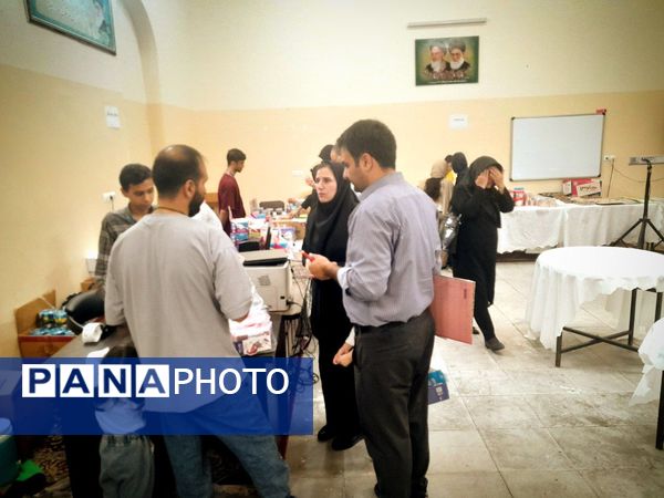 نمایشگاه نوشت‌افزار ایرانی اسلامی در کاشمر