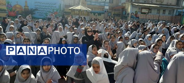جشن شادی در دبستان نیایش