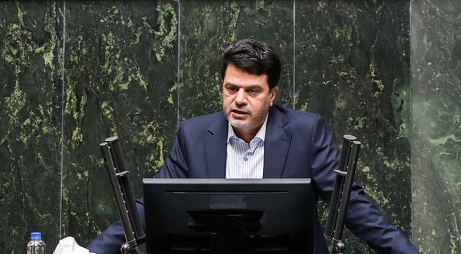 وزیر پیشنهادی اقتصاد جوان، متعهد و مومن است