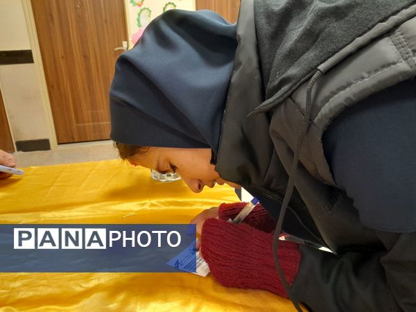 انتخابات شورای دانش آموزی در دبیرستان مادرمهربان خلیل آباد