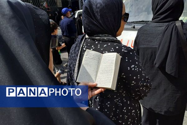 طنین فریاد «لبیک یا حسین(ع)» در پیاده‌روی باشکوه جاماندگان اربعین حسینی در شهرستان قدس
