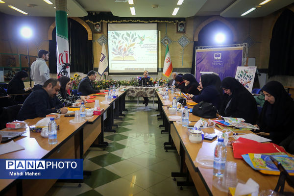 نشست خبری دبیر بیست و دومین دوره «جشنواره ملی کتاب رشد» 