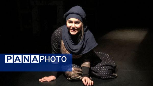 پایان اجرای نمایش «عالیجناب M1» پس از ۱۸ روز روی صحنه