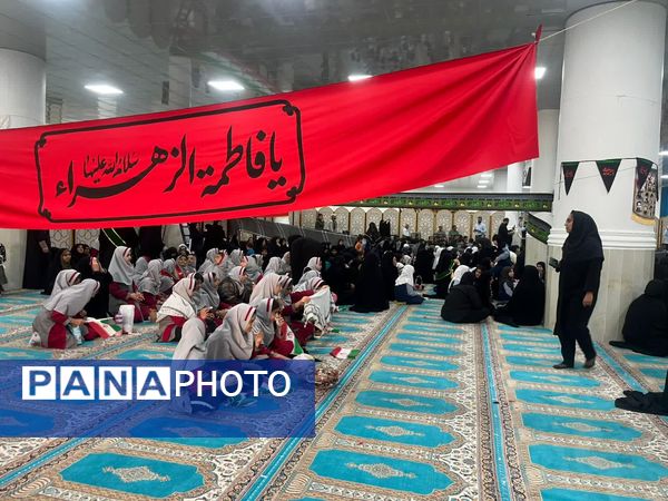 استقبال پرشور دانش‌آموزان جم از شهید گمنام در آستانه شهادت حضرت زهرا(س)