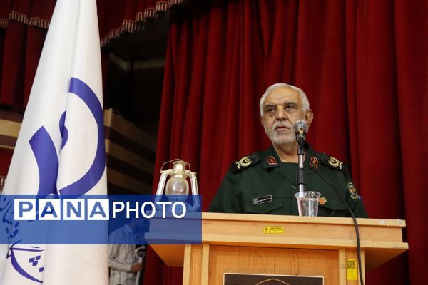 برگزاری یادواره شهدای دانشجو معلم در مرکز شهید مطهری شیراز