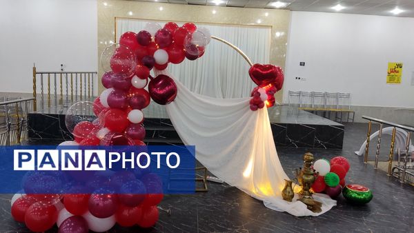  جشن  شب یلدا دبیرستان نمونه دولتی مهرورزان
