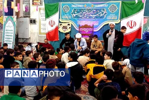 اعتکاف دانش‌آموزی در زرقان