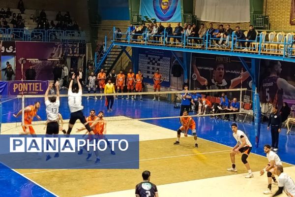 تقابل حساس سایپا ورامین و صنعتگران امید در هفته دوم لیگ برتر والیبال