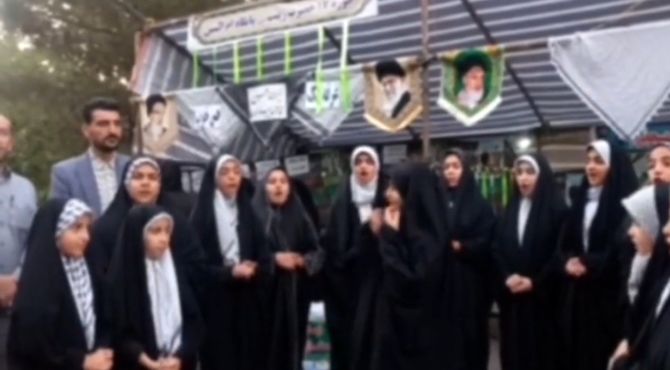 نمایشگاه عفاف و حجاب در شهرستان سلماس