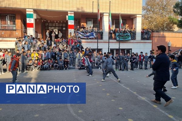 برگزاری مسابقات فوتبال درون مدرسه‌ای دبستان امام رضا(ع)