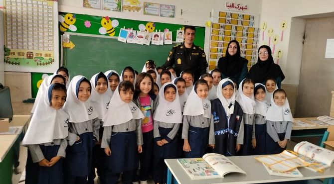 بزرگداشت هفته‌ی نیروی انتظامی
