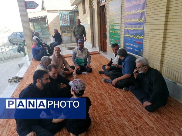 جلوه‌های از عاشقی زائرین و خادمیاران در موکب حضرت فاطمه زهرا (س) 