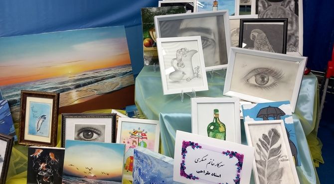 نمایشگاه دست سازه های هنری دختران آفتاب در سازمان فرهنگی شهرداری اسلامشهر
