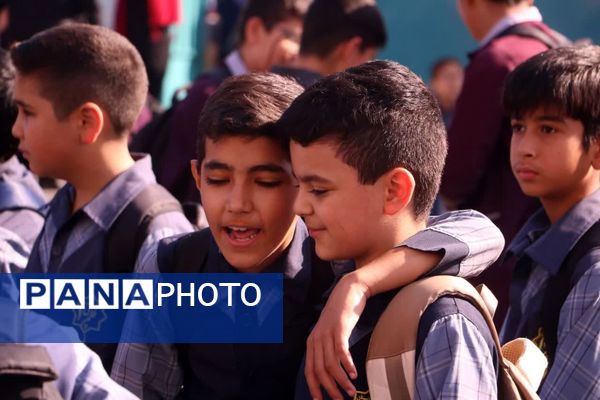 صبحگاه دانش‌آموزی در دبستان قلمچی گرگان