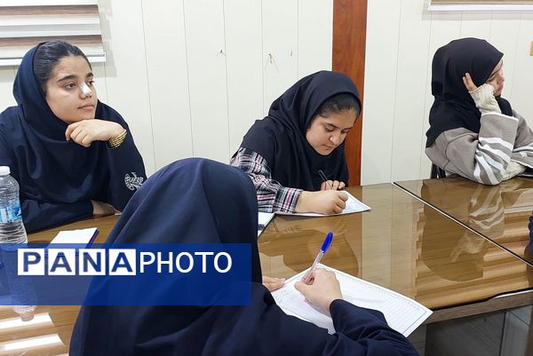کارگاه مشاوره تحصیلی در دبیرستان دخترانه شهید محمدتقی دستغیب ناحیه 3 شیراز
