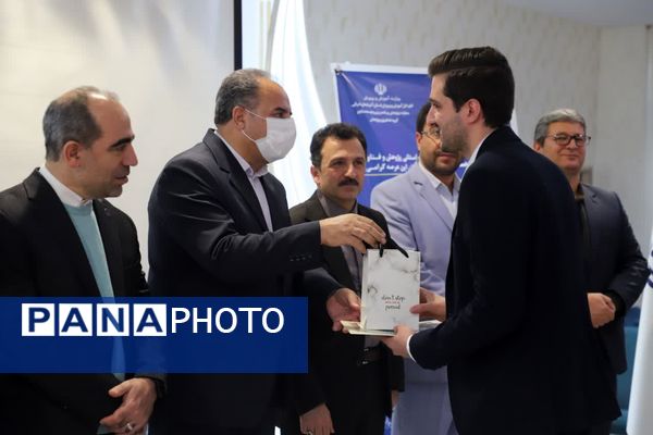 تجلیل از پژوهشگران برتر آموزش و پرورش استان آذربایجان شرقی