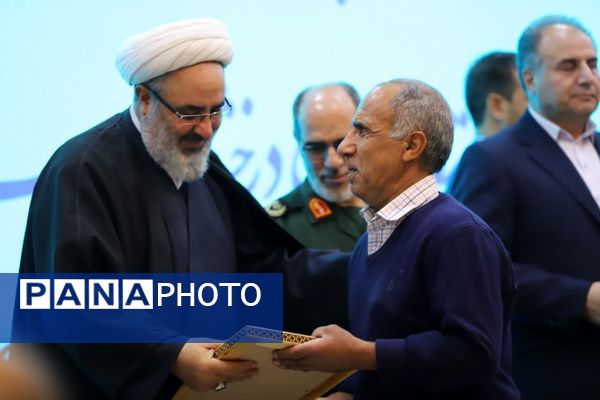 آیین بهره‌برداری از پروژه‌های عمرانی مرکز آموزشی استعدادهای درخشان شهید مدنی تبریز