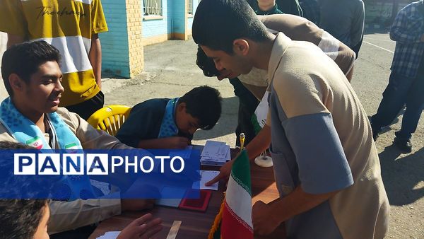 انتخابات شورای دانش آموزی در دبیرستان شاهد ابوذر غفاری نیشابور 