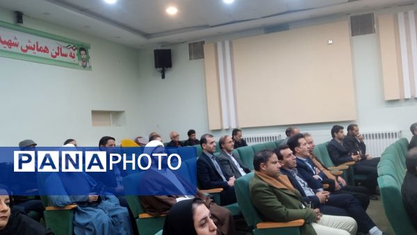 انتخابات شورای انجمن اولیا و مربیان شهرستان کاشمر در کانون لقمان