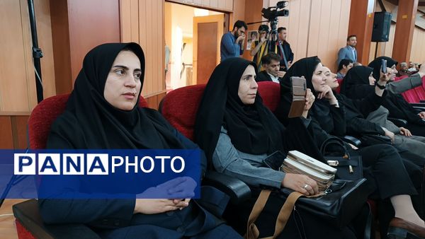 رونمایی سراسری «روایت قهرمان» در آیین گرامیداشت هفته کتاب یاسوج