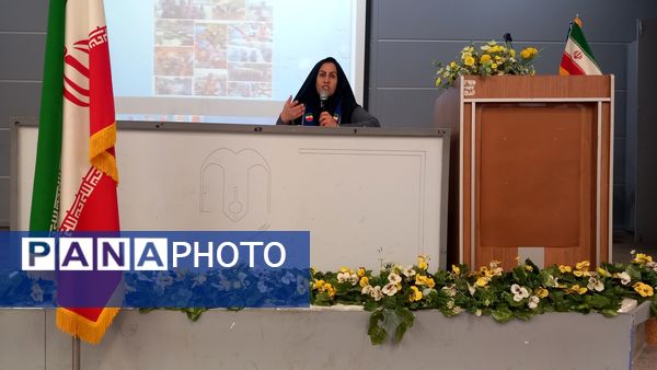 جلسه توانمند سازی مربیان ومعاونان پرورشی ناحیه 6 مشهد