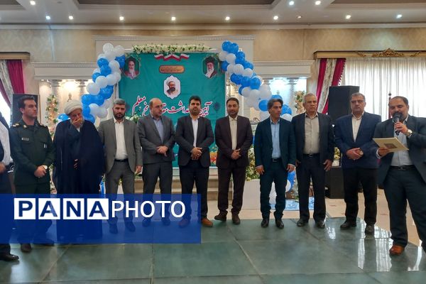 برگزاری آیین بزرگداشت مقام شامخ معلّم د شهرستان قرچک 