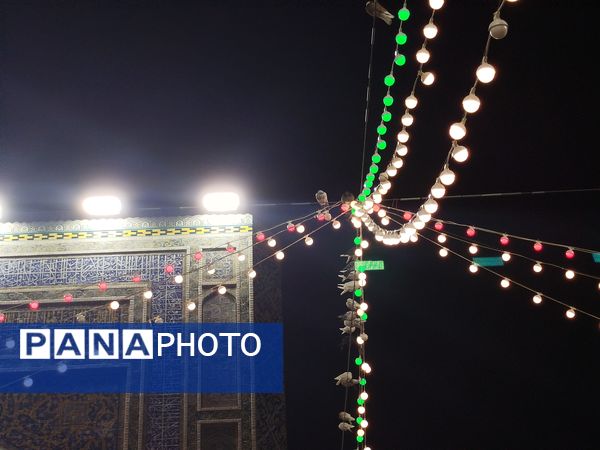 مشهد مقدس در تب‌وتاب جشن ولادت نخستین امام شیعیان  