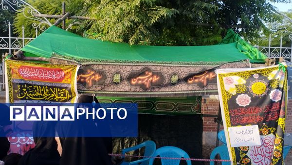 برپایی موکب بین راهی در مراسم پیاده روی جاماندگان اربعین شهرستان خلیل آباد 