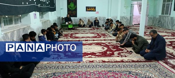 لبیک دانش‌آموزان دبیرستان نمونه دولتی آفرینش به ندای مظلومیت حضرت زهرا (س)