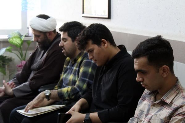تجلیل معاون پرورشی و تربیت‌بدنی آموزش و پرورش شهرستان سمنان از خبرنگاران فعال پانا