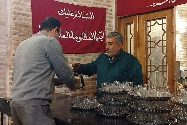 گذری بر چایخانه حضرت فاطمه زهرا در مسجد جامع نیشابور 