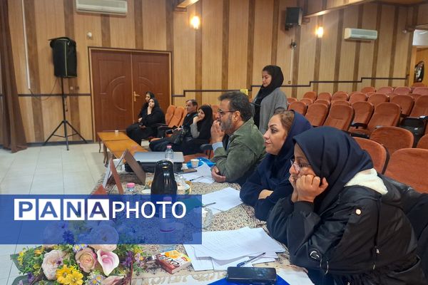 ایجاد انگیزه و خلاقیت در دانش‌آموزان با اجرای تئاتر درسی 